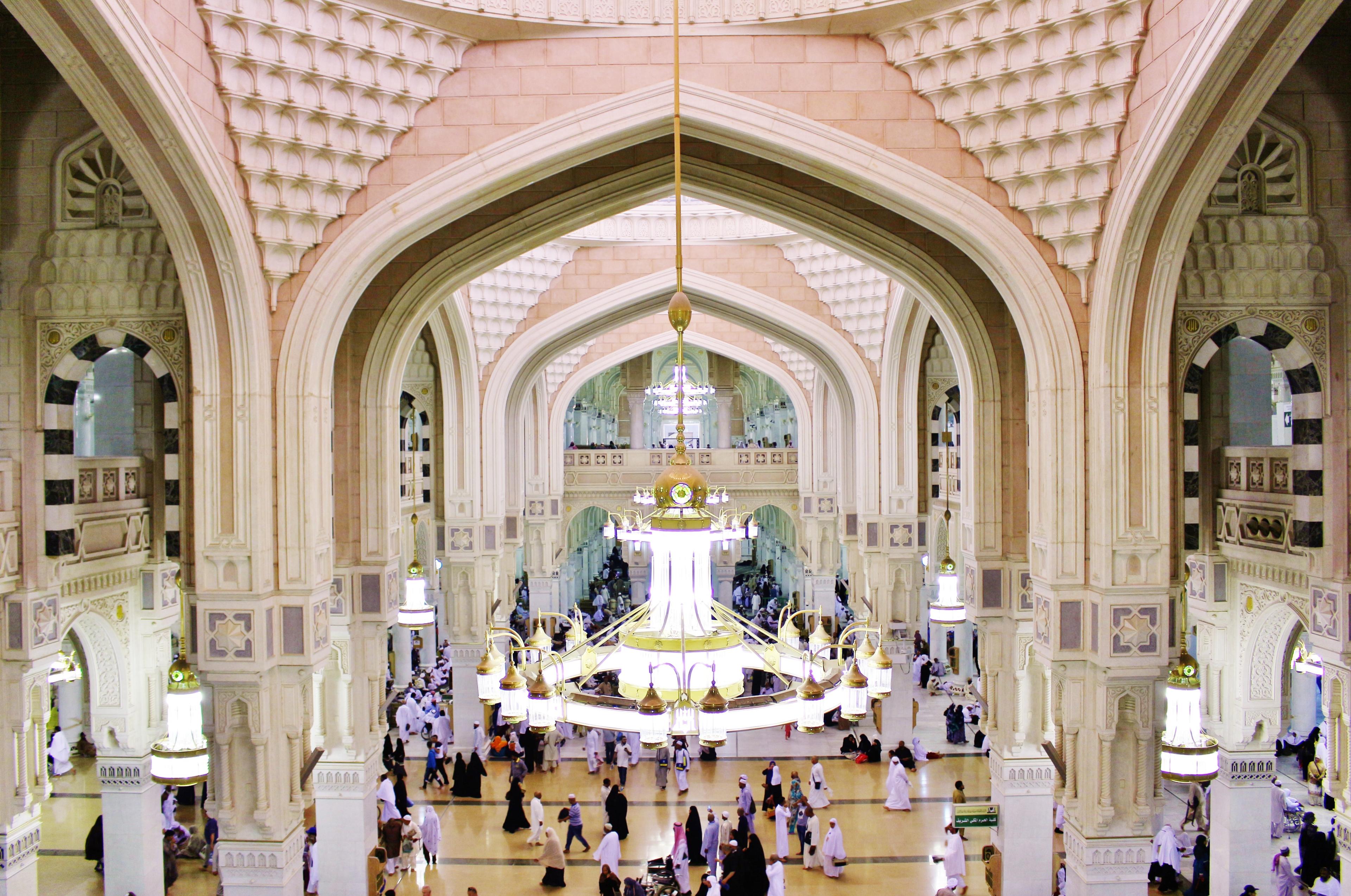 14-Day Hajj and Umrah Flights from UK to Makkah & Madinah